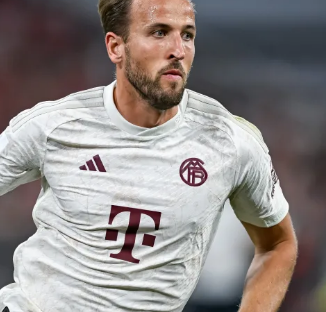 体育中超：南通支云大胜逃离 保级悬念末轮揭晓